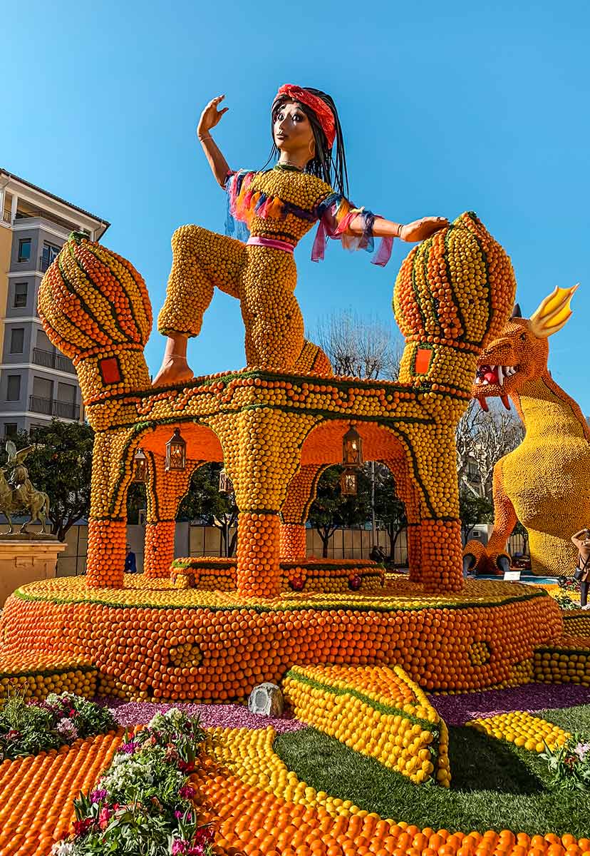 Menton à L’heure De La Fête Du Citron - From Corsica To Nizza